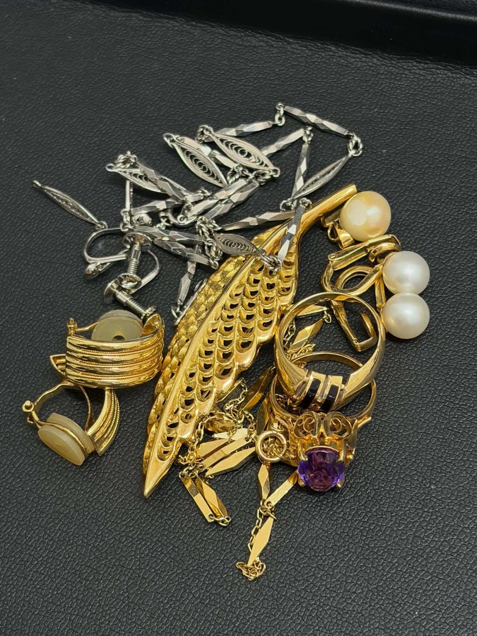 【福岡市南区皿山のお客様より貴金属をお買取】