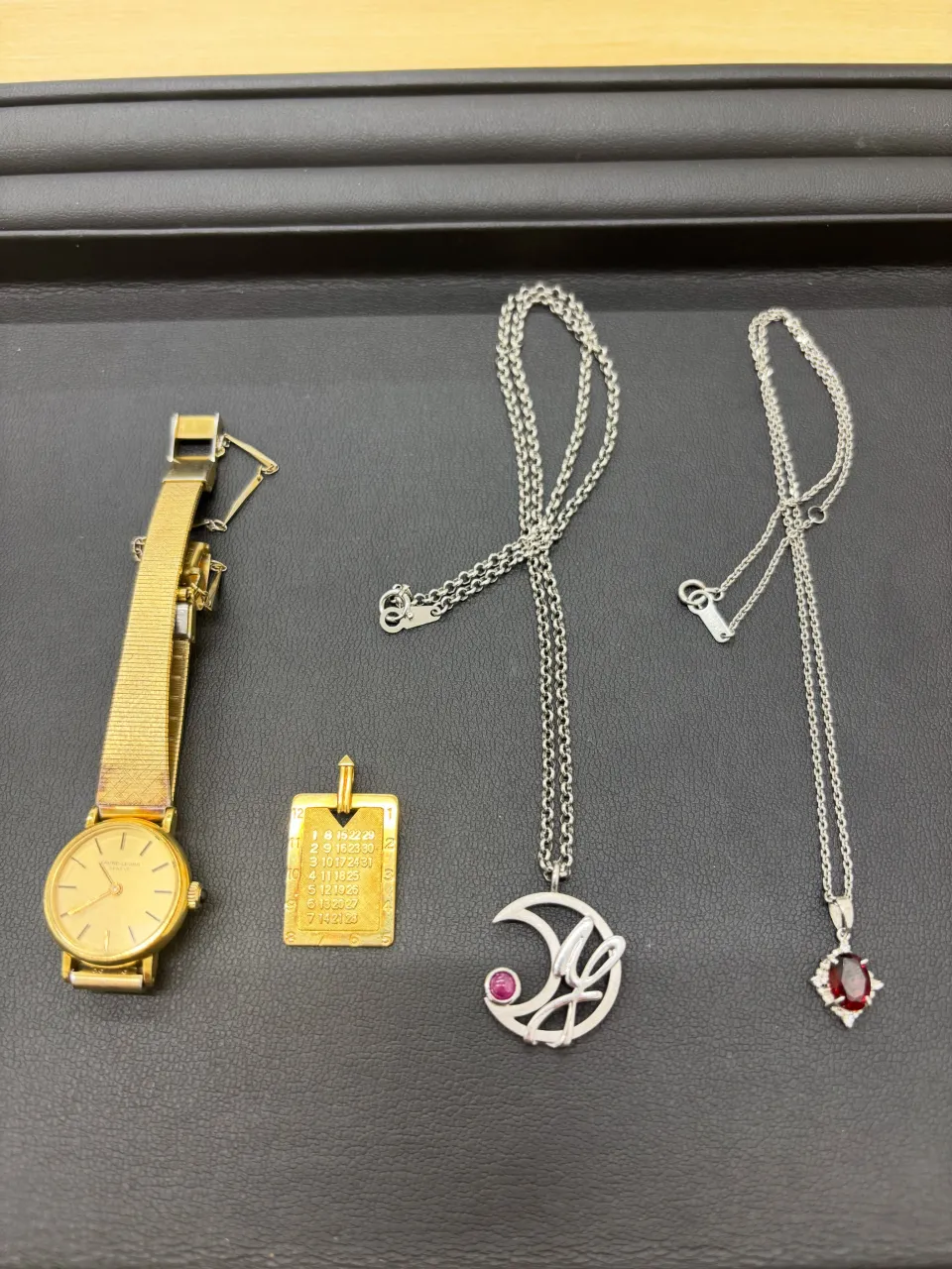 【貴金属買取強化中！】